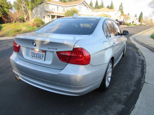 2011 BMW E90 3 Series Sedan - Image 5 of 16