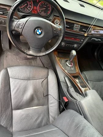 2011 BMW E90 3 Series Sedan - Image 14 of 16