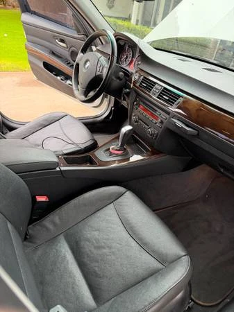 2011 BMW E90 3 Series Sedan - Image 12 of 16