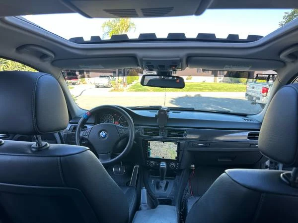 2011 BMW E90 3 Series Sedan - Image 11 of 12