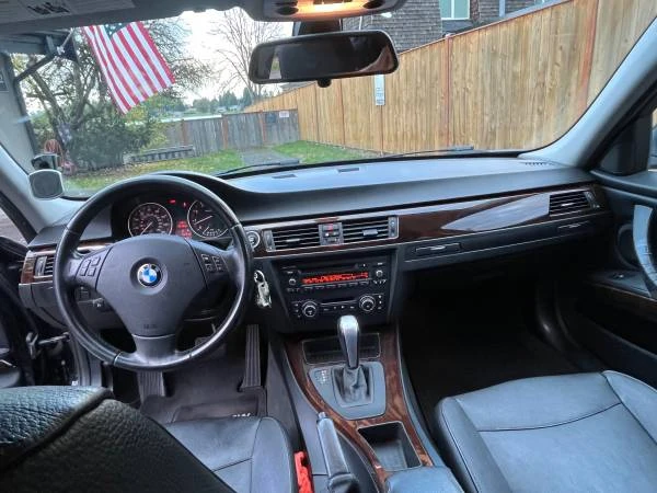 2011 BMW E90 3 Series Sedan - Image 9 of 12