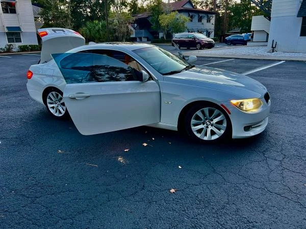 2011 BMW E90 3 Series Sedan - Image 9 of 19