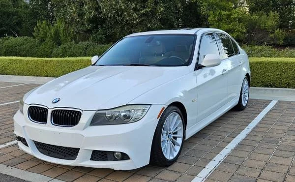 2011 BMW E90 3 Series Sedan - Image 2 of 11