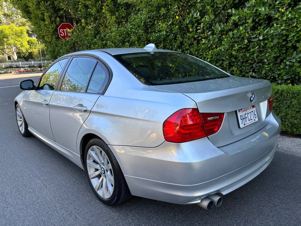 2011 BMW E90 3 Series Sedan - Image 5 of 24