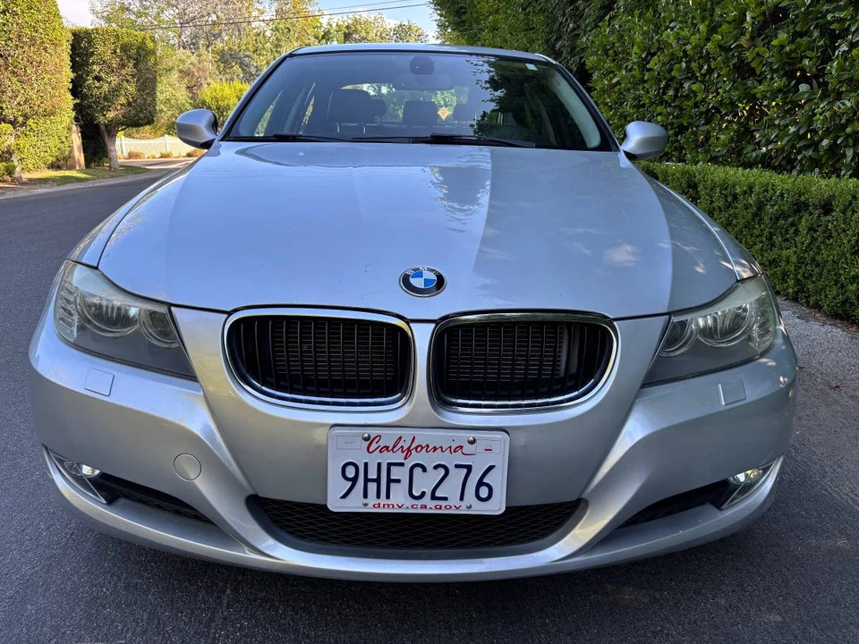 2011 BMW E90 3 Series Sedan - Image 2 of 24