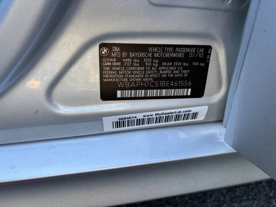 2011 BMW E90 3 Series Sedan - Image 24 of 24