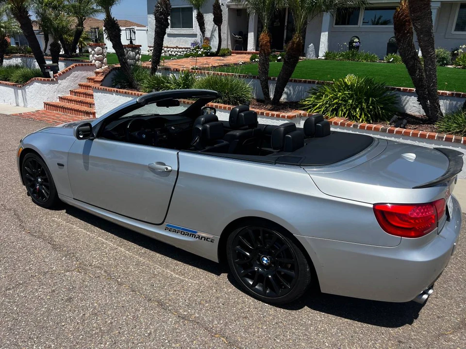 2011 BMW E93 3 Series Convertible - Image 10 of 21