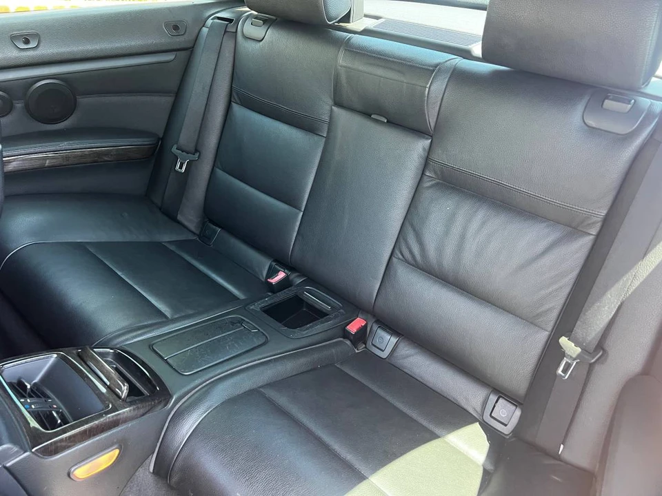 2011 BMW E93 3 Series Convertible - Image 10 of 18
