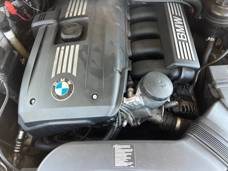 2011 BMW E93 3 Series Convertible - Image 7 of 18