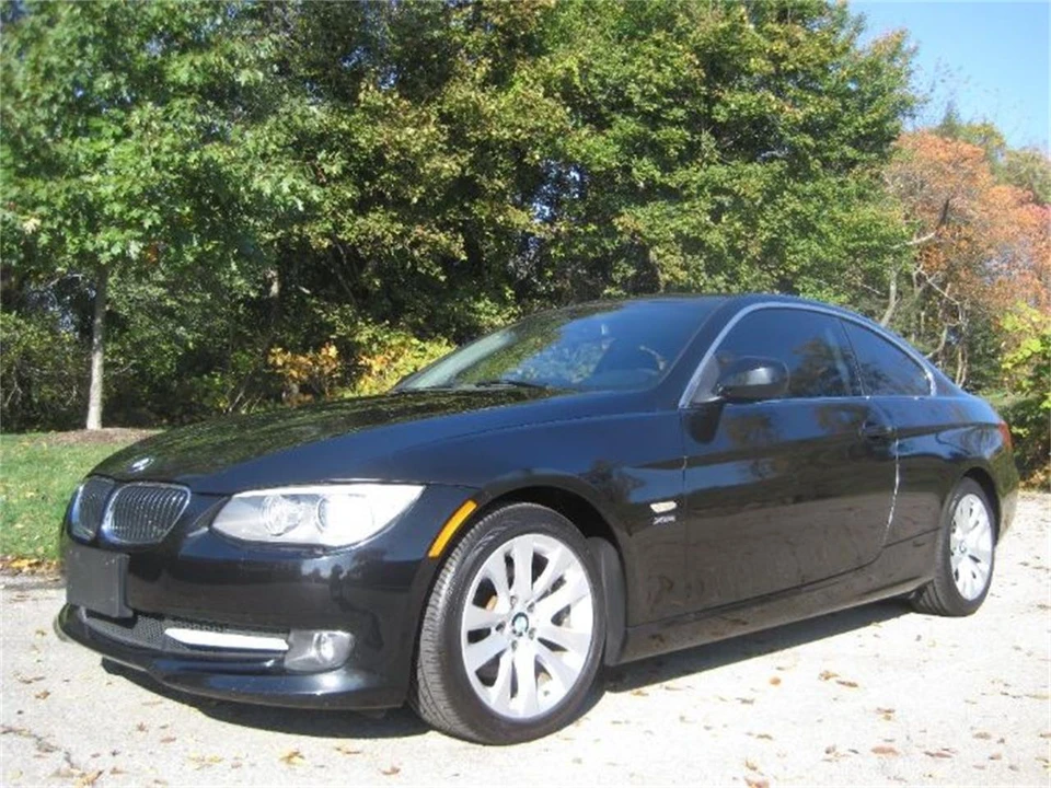 2011 BMW E90 3 Series Sedan - Image 2 of 15