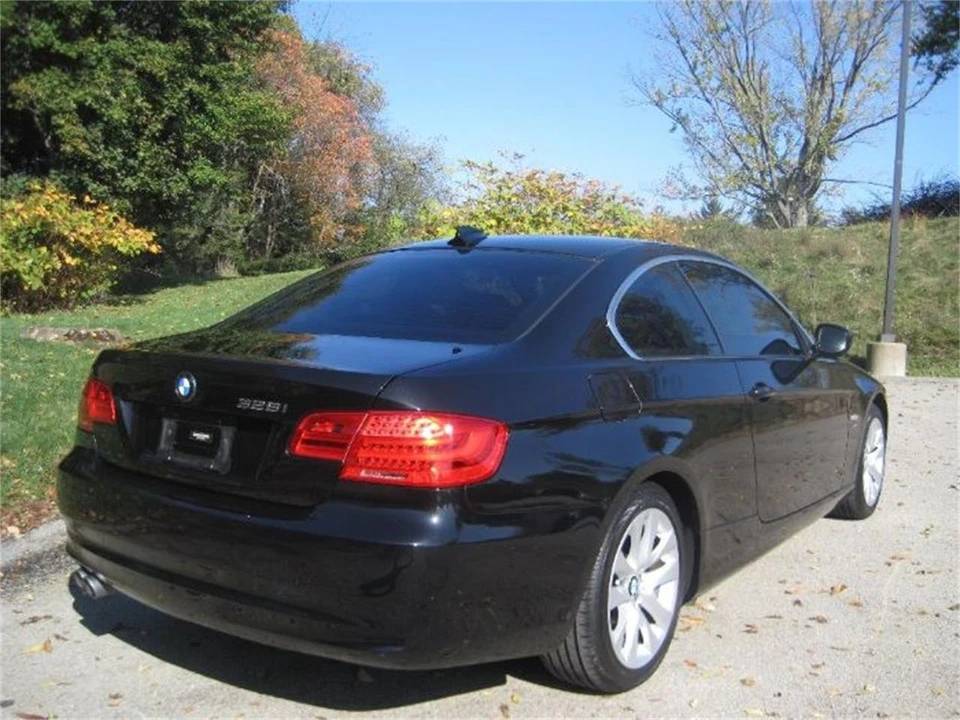 2011 BMW E90 3 Series Sedan - Image 3 of 15