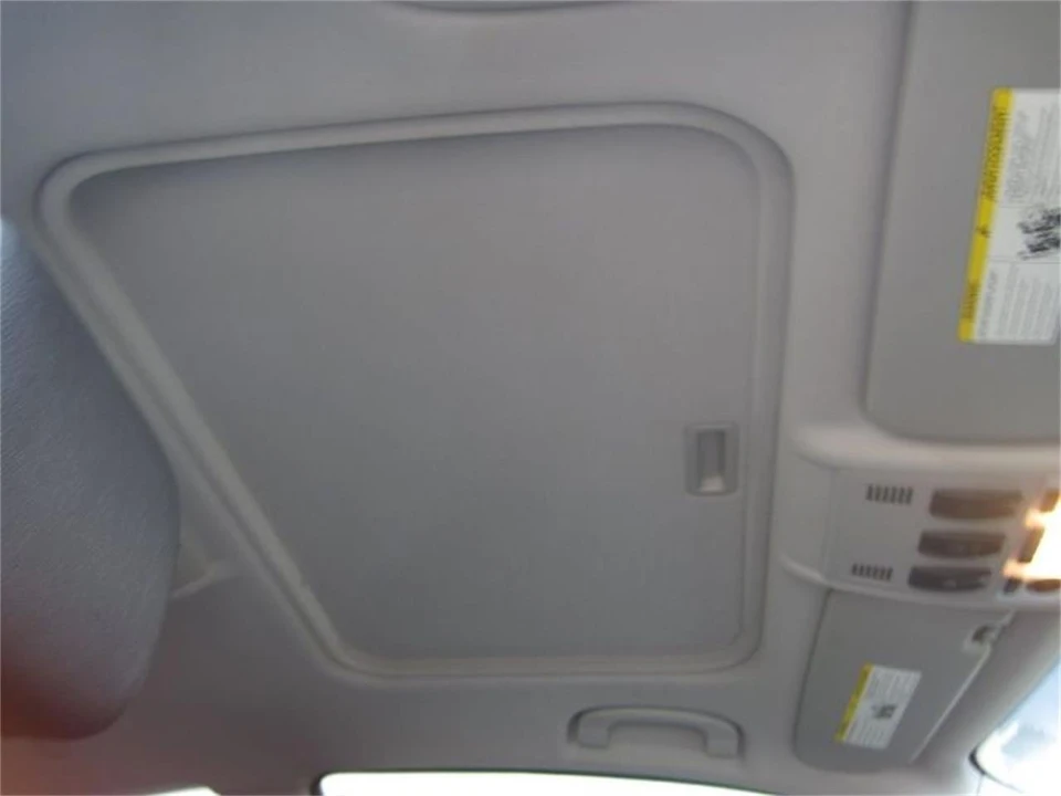 2011 BMW E90 3 Series Sedan - Image 14 of 15