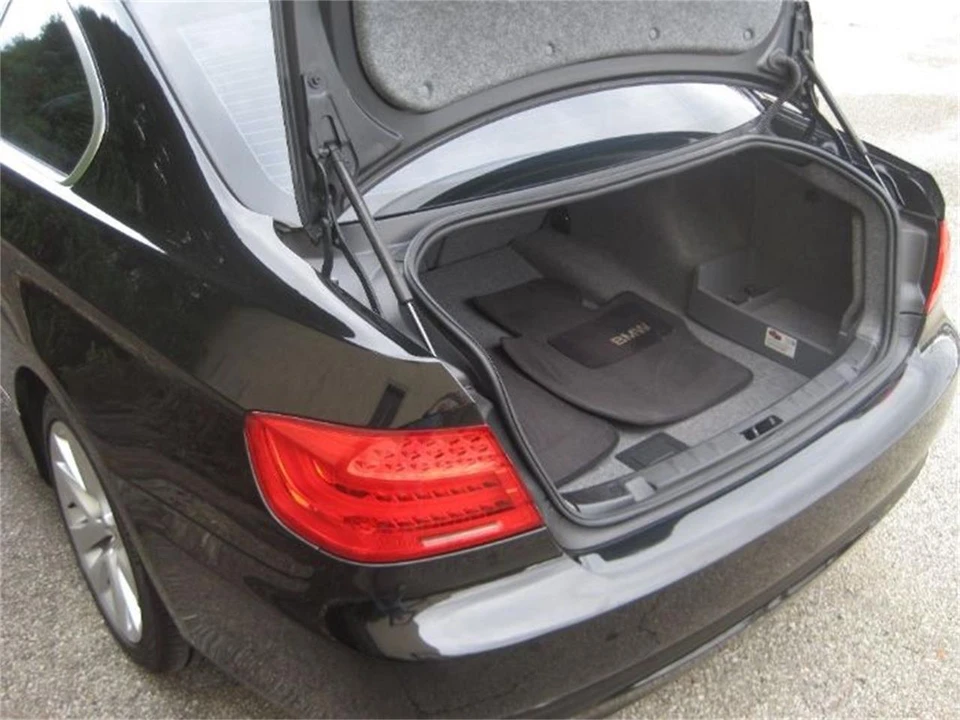 2011 BMW E90 3 Series Sedan - Image 11 of 15
