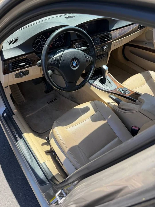 2011 BMW E90 3 Series Sedan - Image 8 of 9