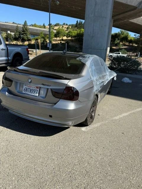 2011 BMW E90 3 Series Sedan - Image 2 of 11