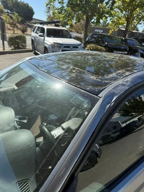 2011 BMW E90 3 Series Sedan - Image 8 of 11