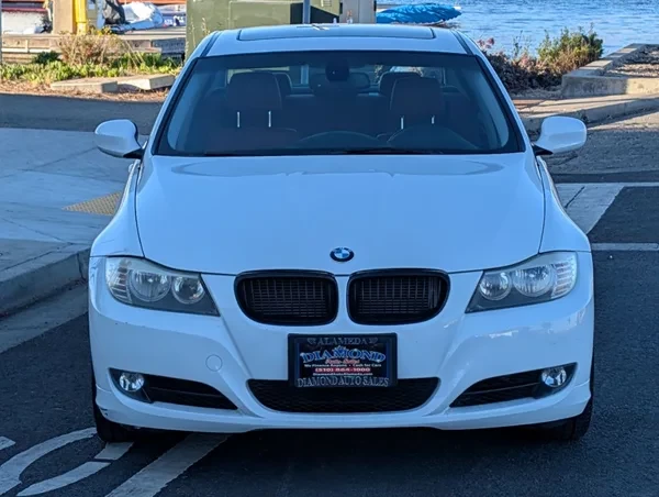 2011 BMW E90 3 Series Sedan - Image 2 of 18