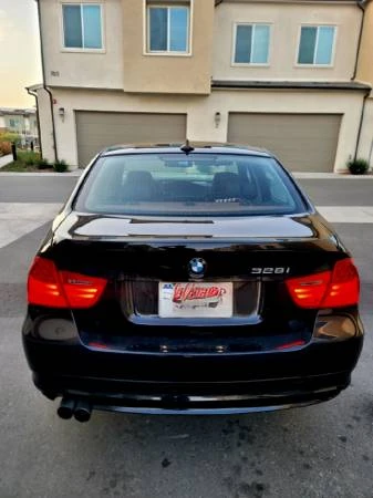 2011 BMW E90 3 Series Sedan - Image 8 of 14