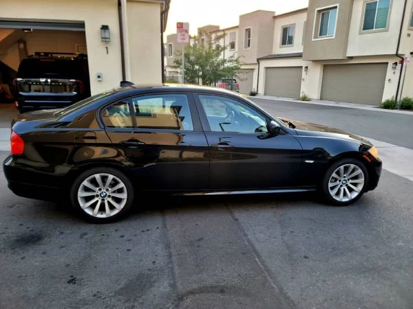 2011 BMW E90 3 Series Sedan - Image 4 of 14