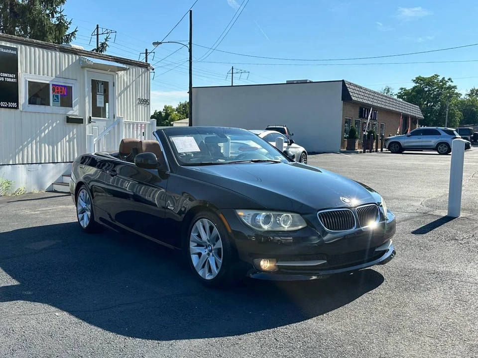 2011 BMW E93 3 Series Convertible - Image 3 of 18