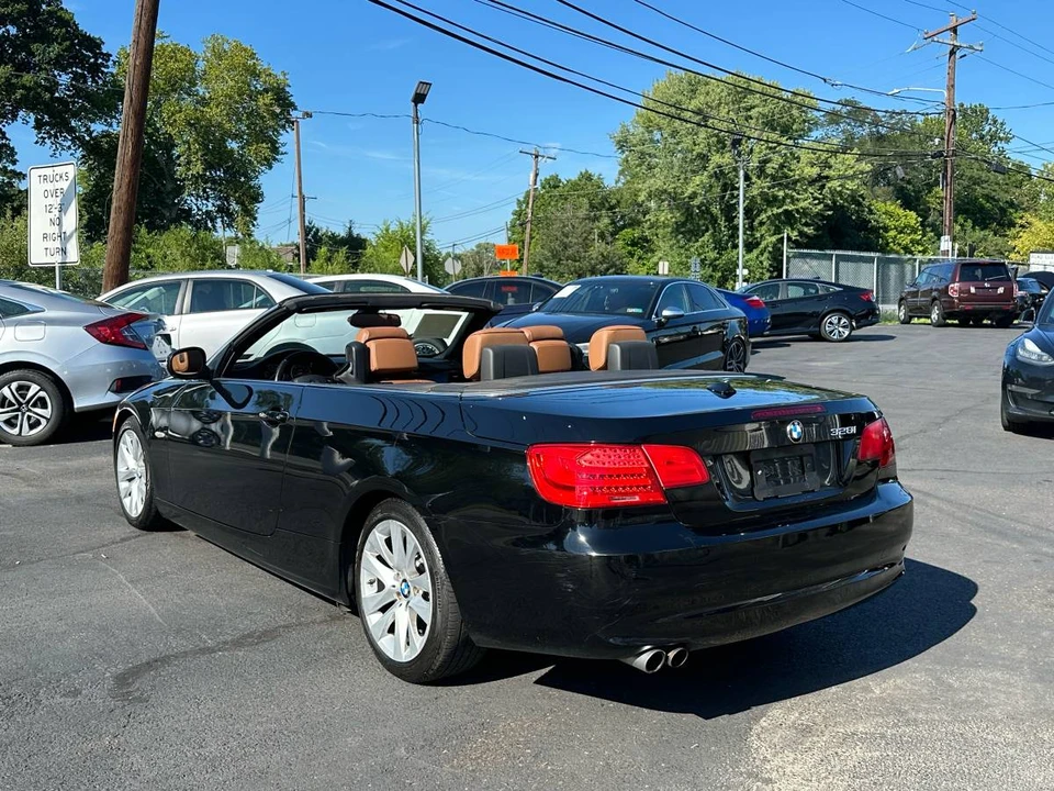 2011 BMW E93 3 Series Convertible - Image 7 of 18