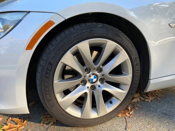 2011 BMW E93 3 Series Convertible - Image 10 of 21