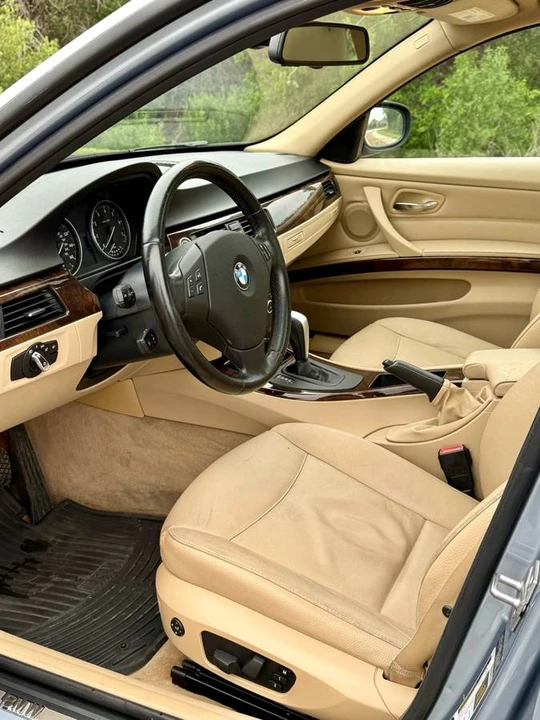 2011 BMW E90 3 Series Sedan - Image 14 of 20