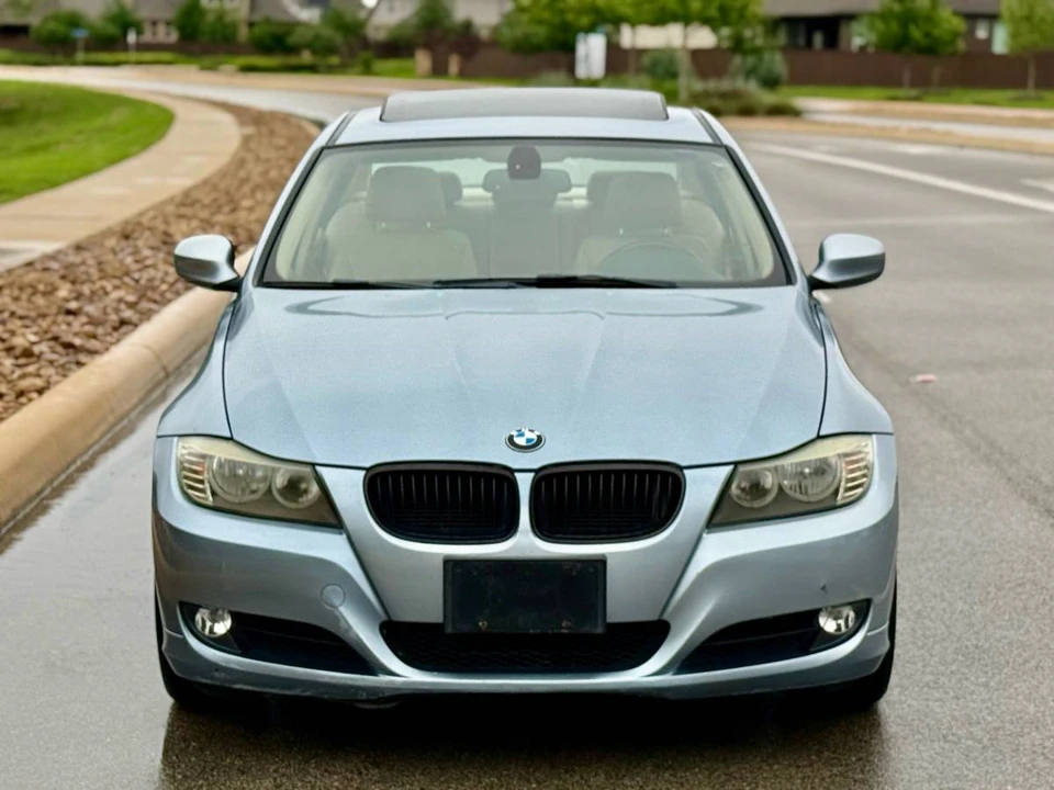 2011 BMW E90 3 Series Sedan - Image 3 of 20