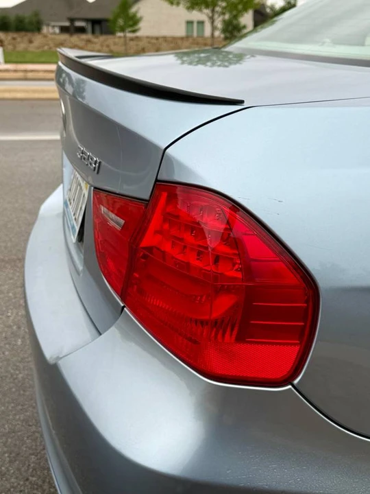 2011 BMW E90 3 Series Sedan - Image 13 of 20