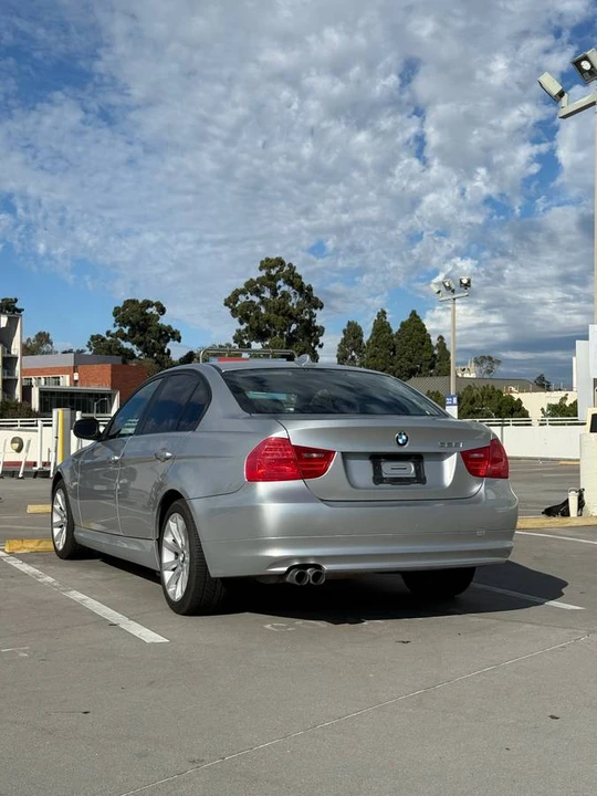 2011 BMW E90 3 Series Sedan - Image 6 of 18