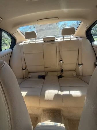 2011 BMW E90 3 Series Sedan - Image 17 of 21