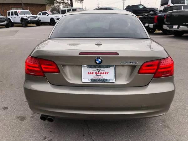 2011 BMW E93 3 Series Convertible - Image 13 of 21