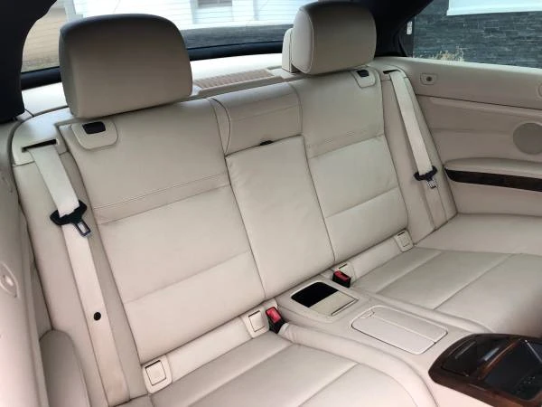 2011 BMW E93 3 Series Convertible - Image 19 of 21