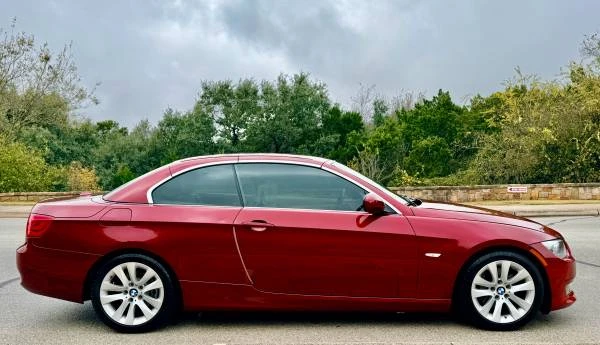2011 BMW E93 3 Series Convertible - Image 9 of 21