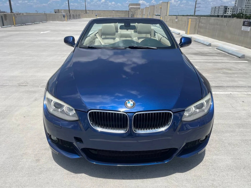2011 BMW E93 3 Series Convertible - Image 2 of 14
