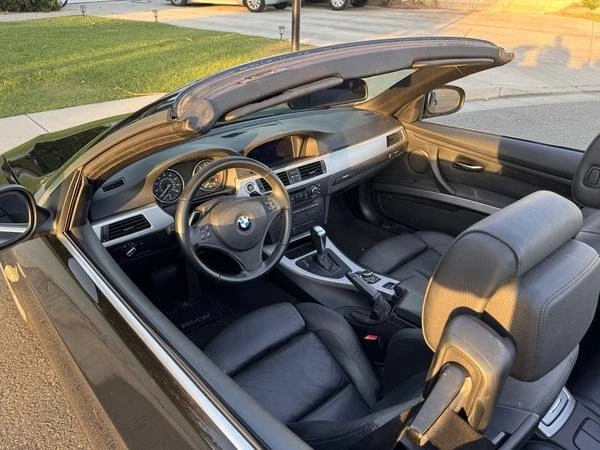 2011 BMW E93 3 Series Convertible - Image 14 of 21