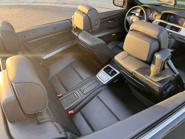 2011 BMW E93 3 Series Convertible - Image 15 of 21