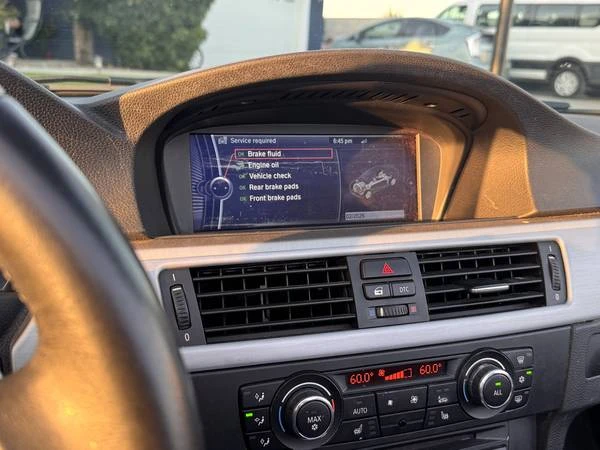 2011 BMW E93 3 Series Convertible - Image 17 of 21