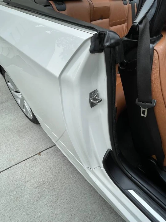 2011 BMW E93 3 Series Convertible - Image 14 of 24