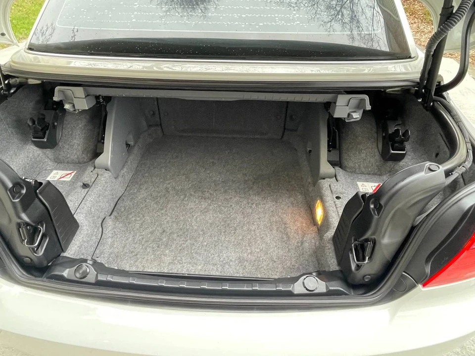 2011 BMW E93 3 Series Convertible - Image 22 of 24
