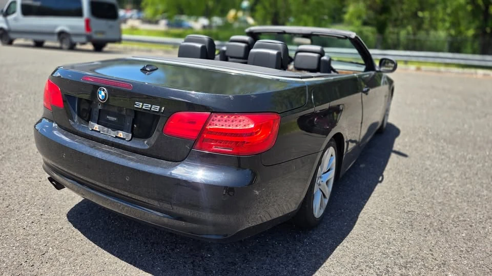 2011 BMW E93 3 Series Convertible - Image 5 of 20
