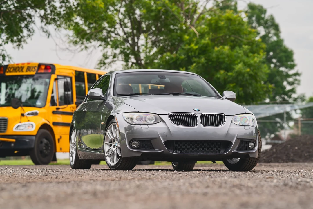 2011 BMW E93 3 Series Convertible - Image 25 of 31