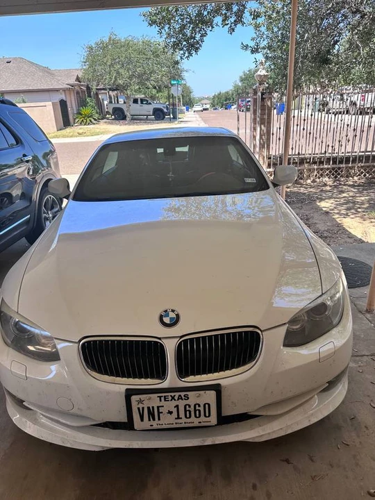 2011 BMW E93 3 Series Convertible - Image 3 of 10