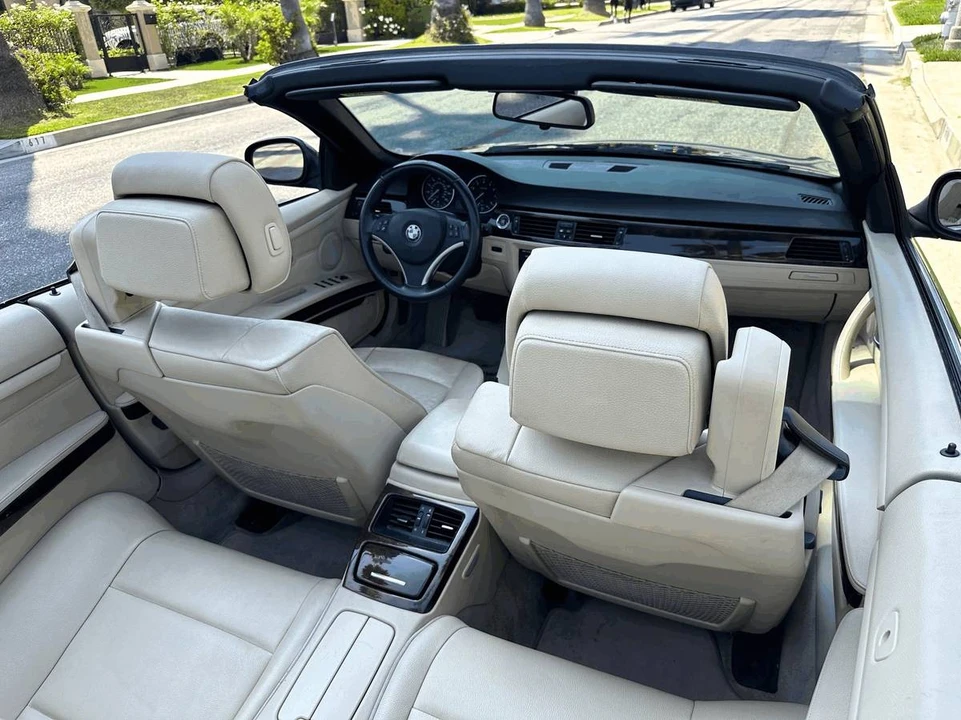 2011 BMW E93 3 Series Convertible - Image 8 of 8