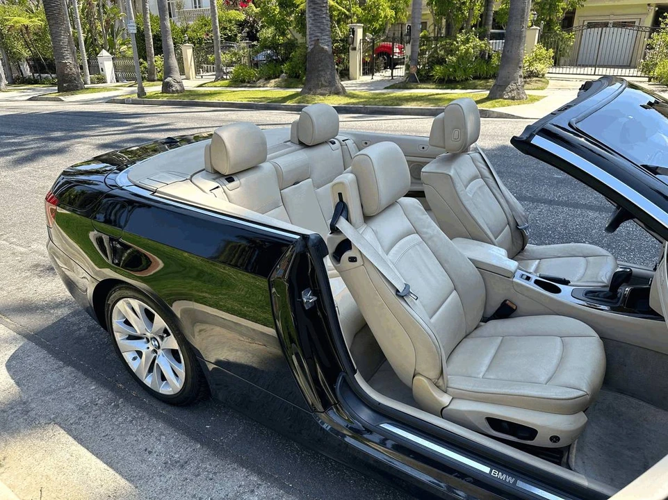 2011 BMW E93 3 Series Convertible - Image 4 of 8