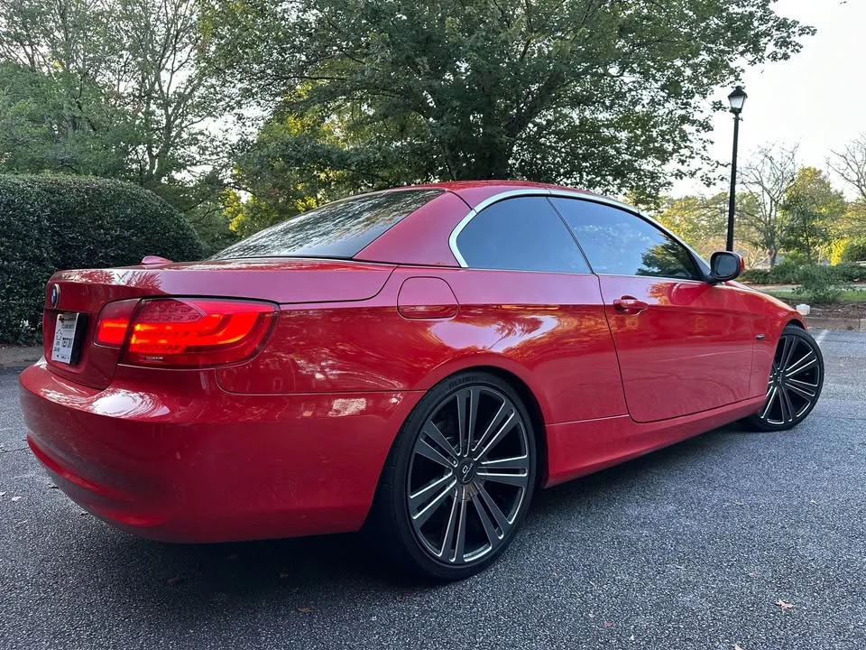 2011 BMW E93 3 Series Convertible - Image 7 of 20