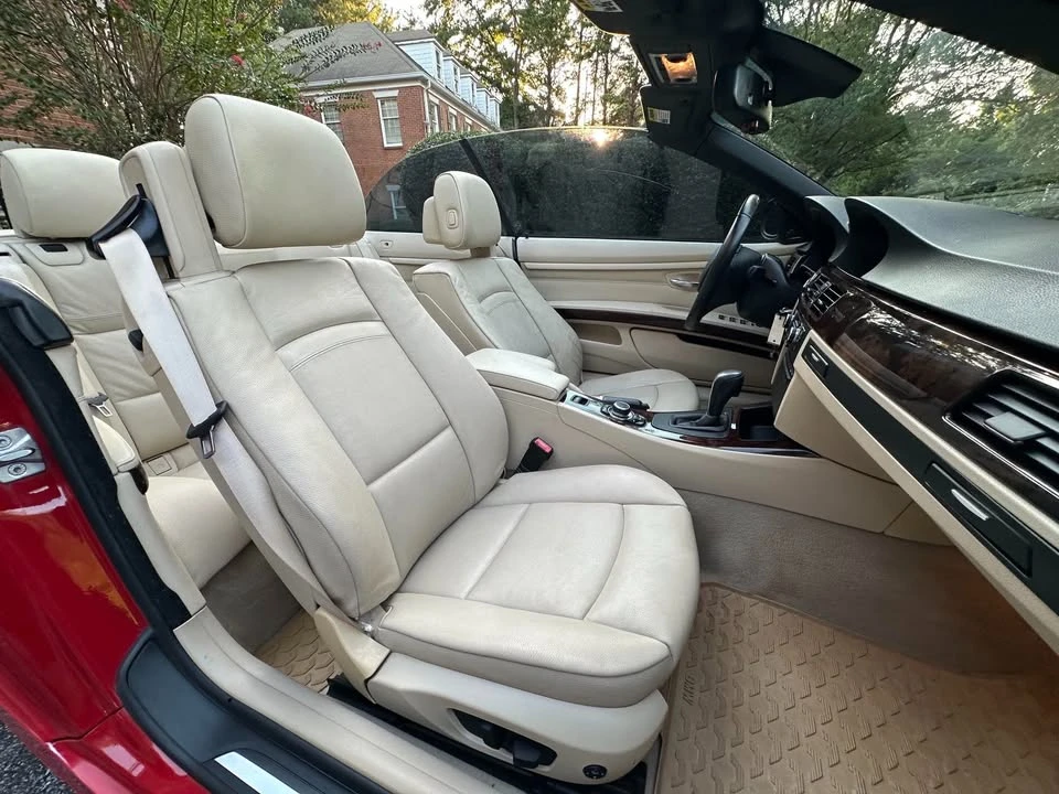 2011 BMW E93 3 Series Convertible - Image 15 of 20