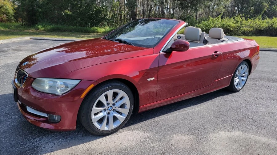 2011 BMW E93 3 Series Convertible - Image 11 of 24