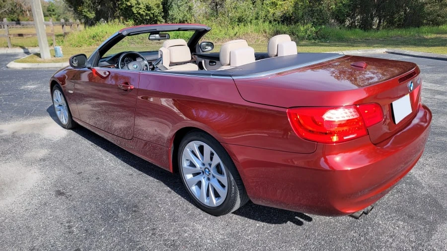 2011 BMW E93 3 Series Convertible - Image 15 of 24