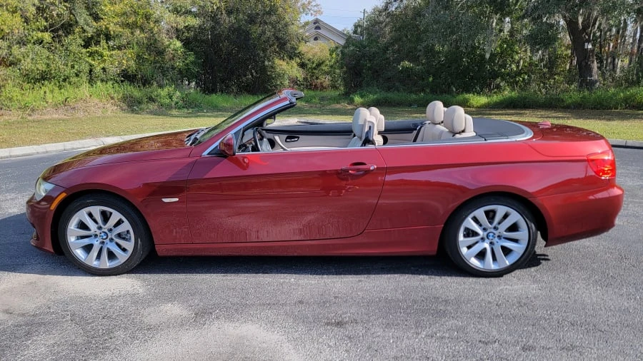 2011 BMW E93 3 Series Convertible - Image 2 of 24